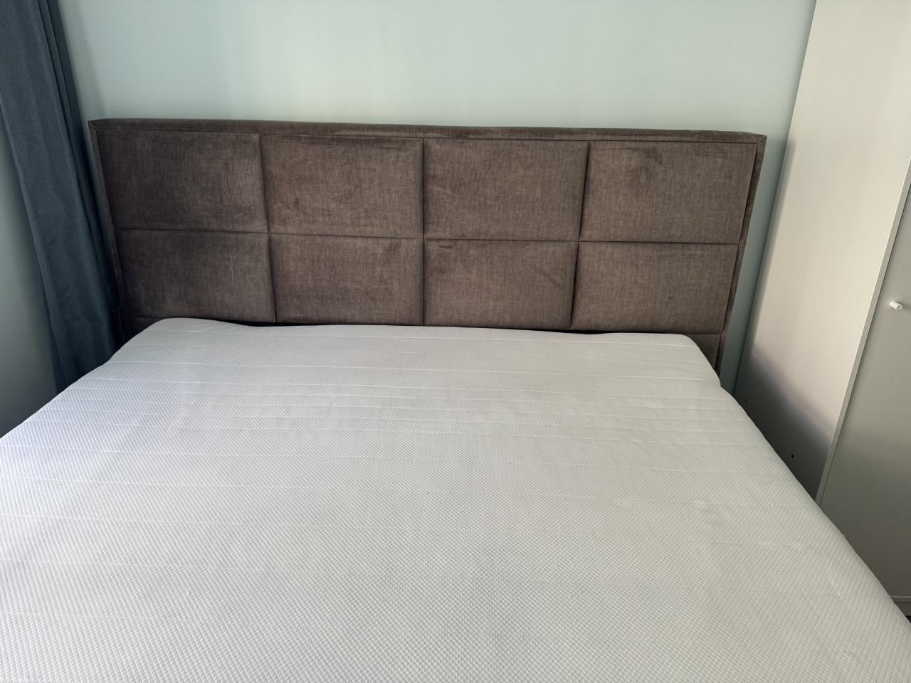 Luxe Boxspring Bruin Velvet (160x200) – Slechts 3x gebruikt! (+ Bon)