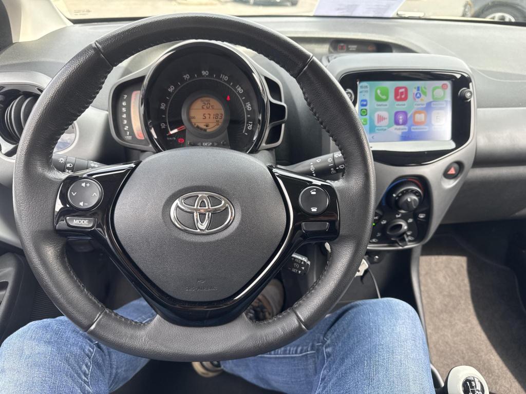 Toyota Aygo 1.0 vvt-i x-play carplay/cruise/camera