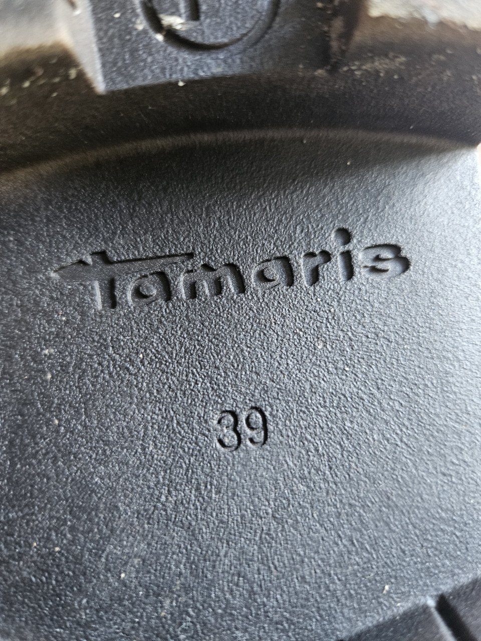 Enkellaarsjes Olive Tamaris maat 39