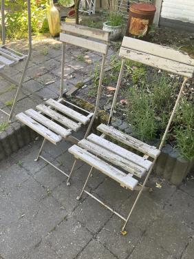 Brocante bistrostoelen uit Frankrijk