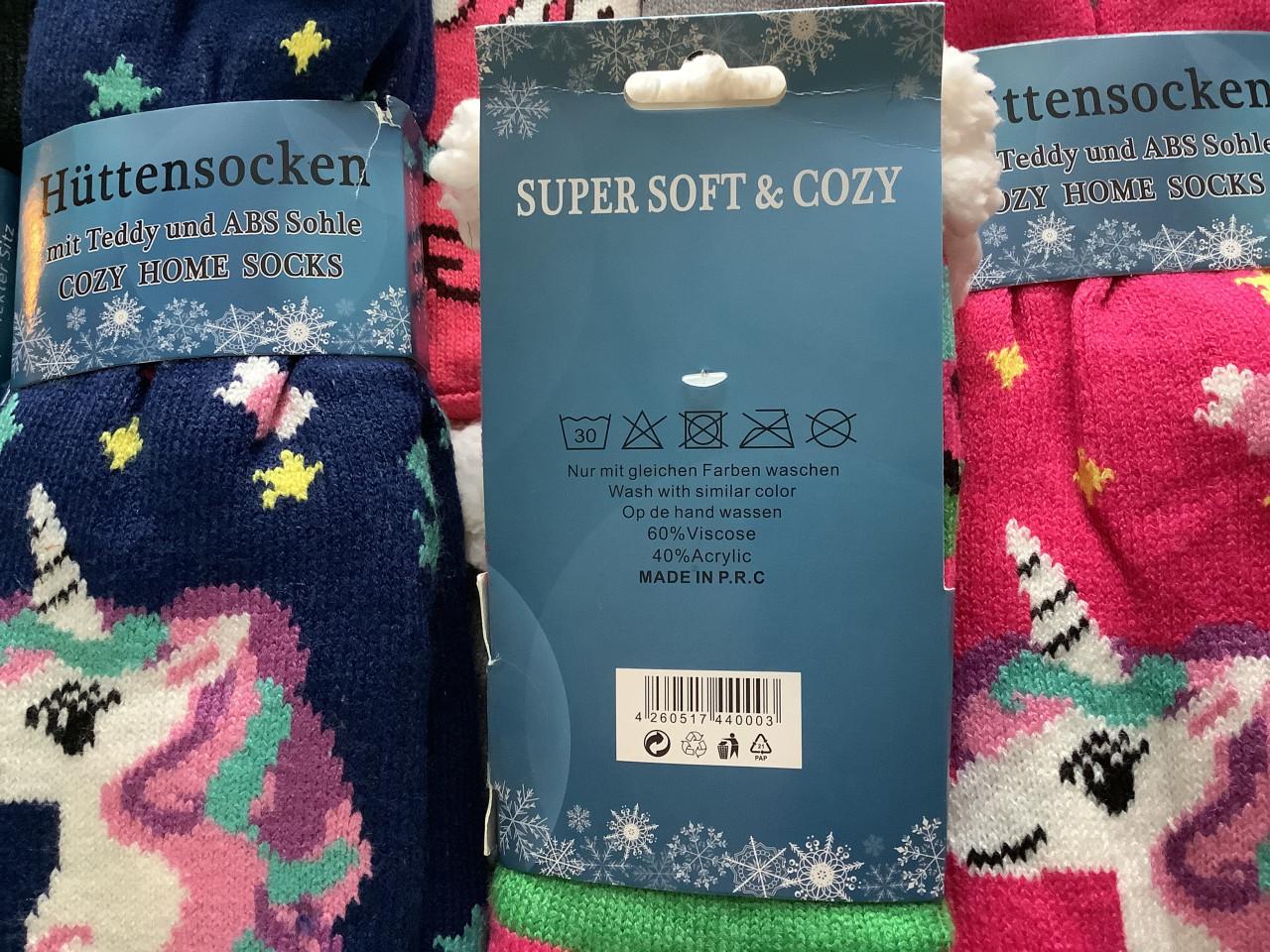 Partij super leuke fluffy huissokken. ( partij 25)