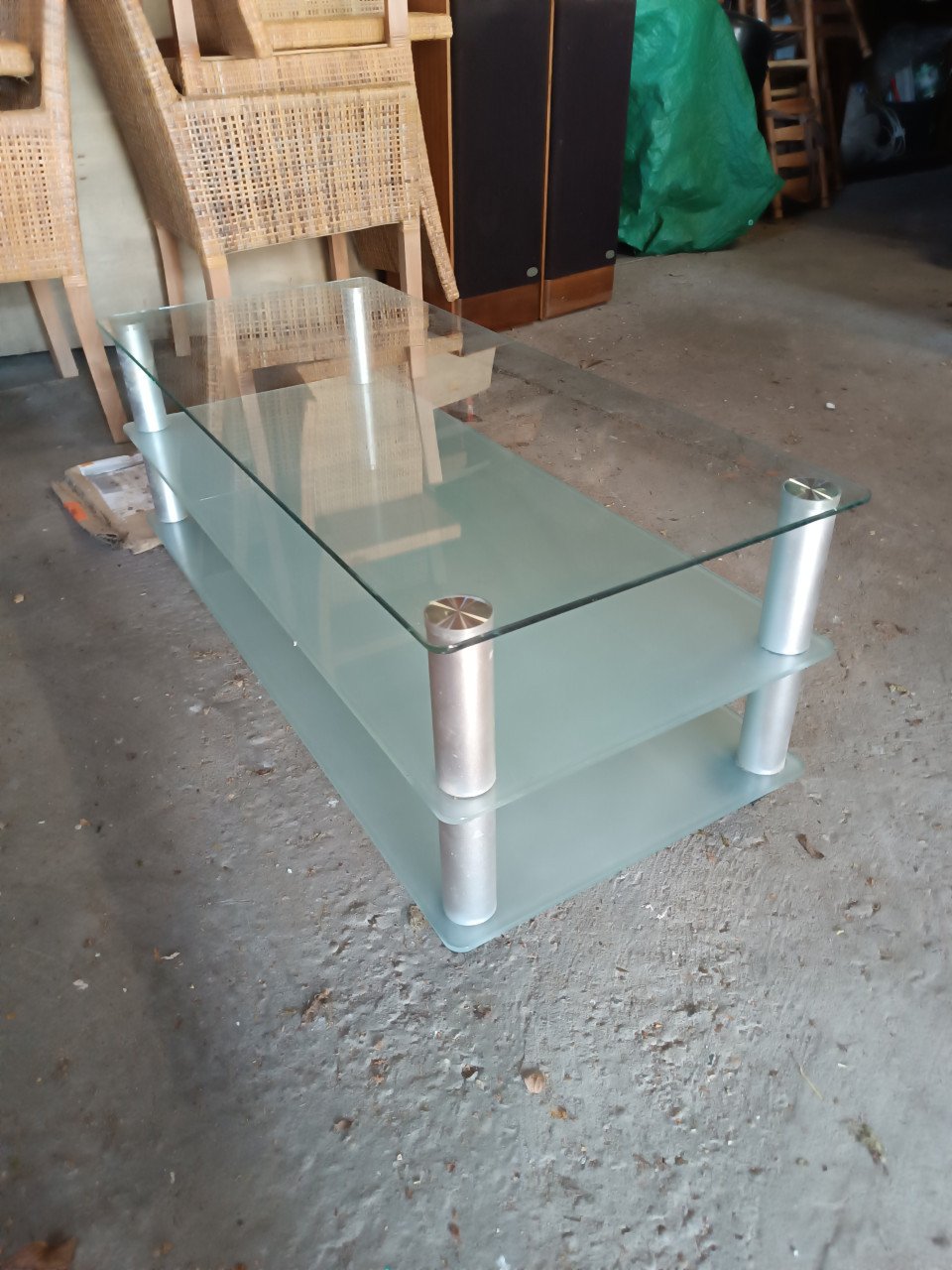 Televisiemeubel van glas