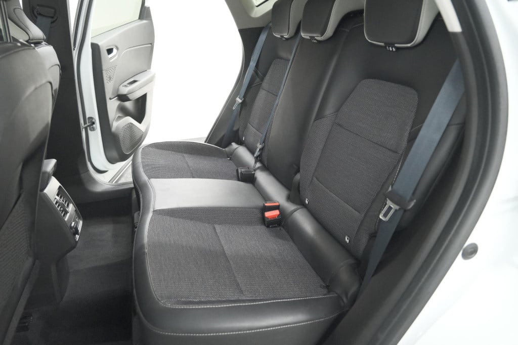 Renault Captur 1.6 e-tech plug-in hybrid 160 intens | trekhaak | camera | n