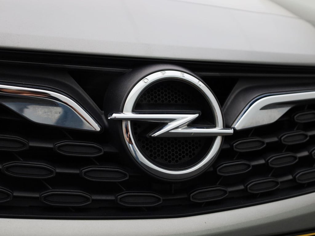 Opel Astra sports tourer 1.2 edition | navigatie | apple carplay / android 