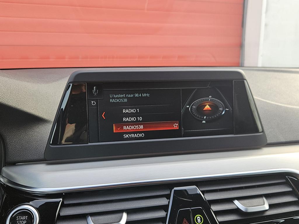 BMW 5 Serie m550i xdrive high executive | head-up | elek. trekhaak