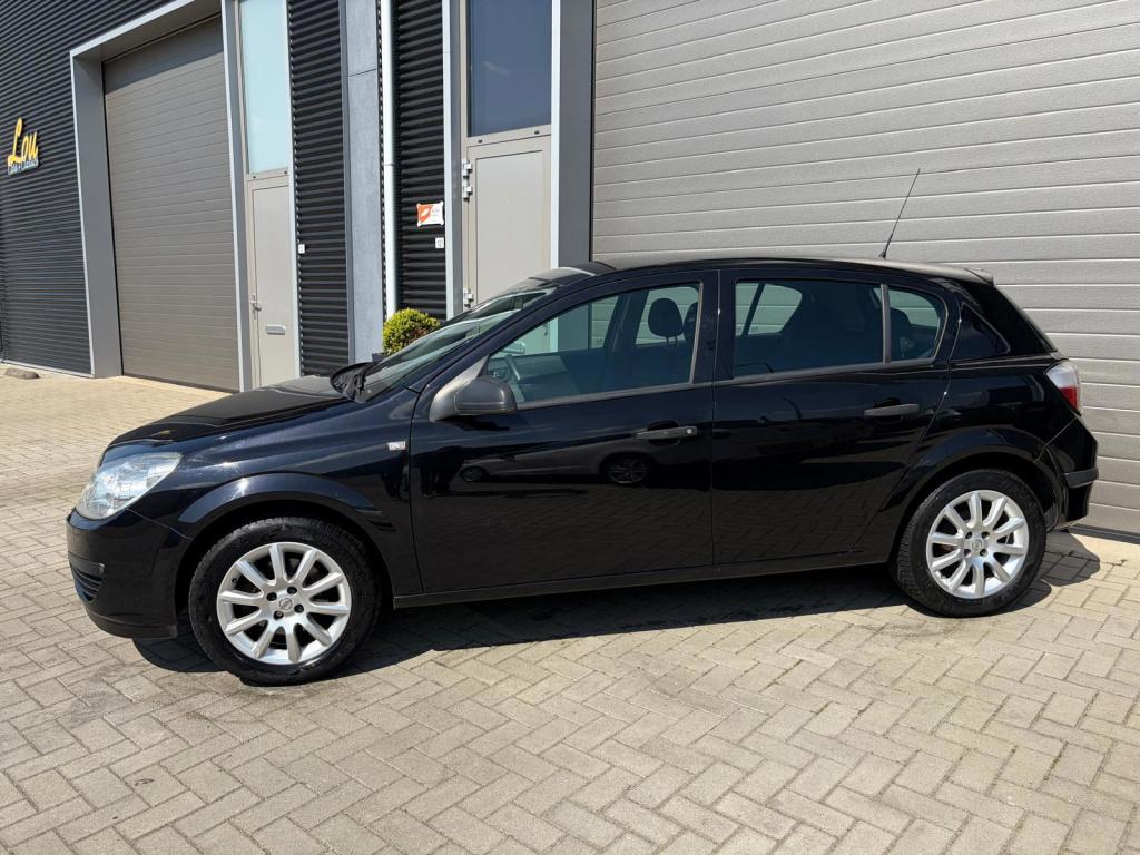 Opel Astra 1.4 essentia/1e eigenaar/airco/lichtmetaal/zwart metallic/