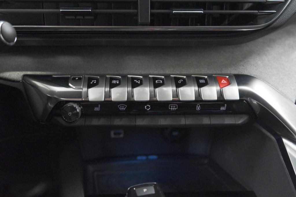 Peugeot 3008 1.6 hybrid 225 gt | afneembare trekhaak | elektrische kofferkl
