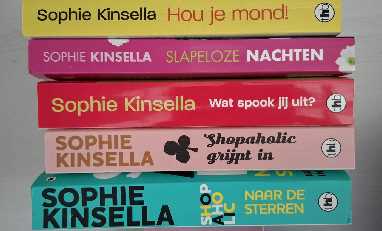 Boeken: Danielle steel, sarah morgan, cathy kelly, elin hilderbrand, enz
