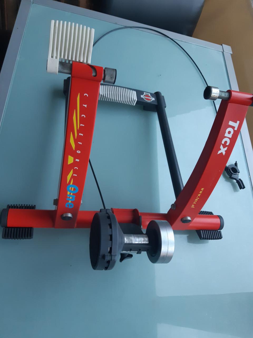 Tacx Cycleforce One Rood