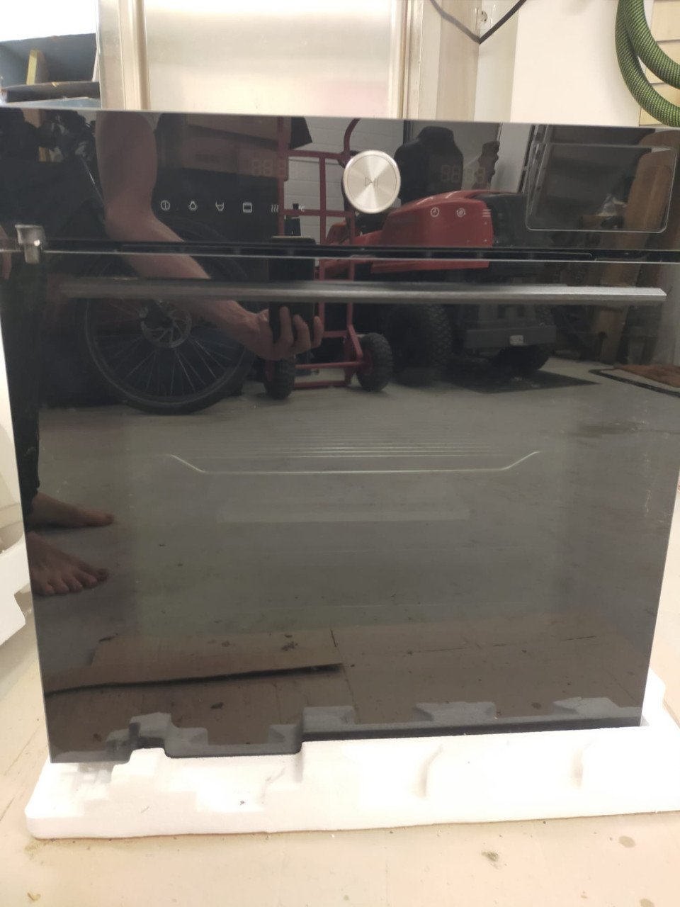 Nieuwe MÅGEBO inbouw Heteluchtoven met stoomondersteuning!