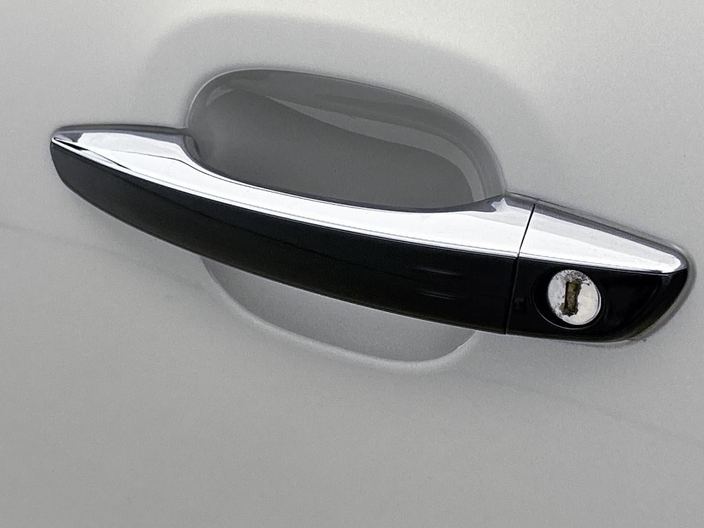 Citroen C3 110pk automaat shine | rijklaar | keyless entry | camera | clima