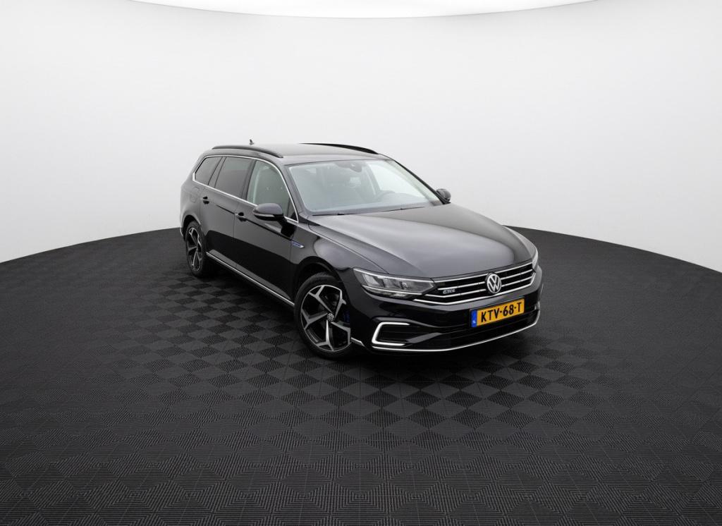 Volkswagen Passat variant 1.4 tsi phev gte business soh 93%