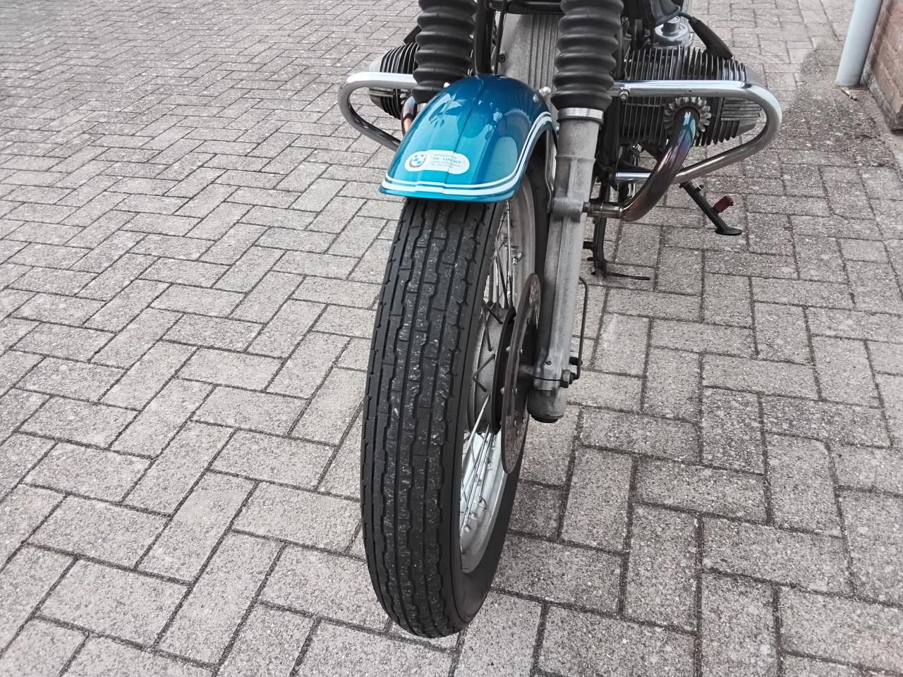 BMW  R 100/7 blauwe motorfiets