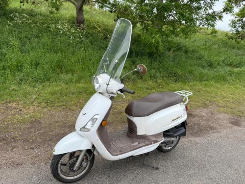SYM Fiddle II snorscooter 25 km/u — nette staat — elektrische start