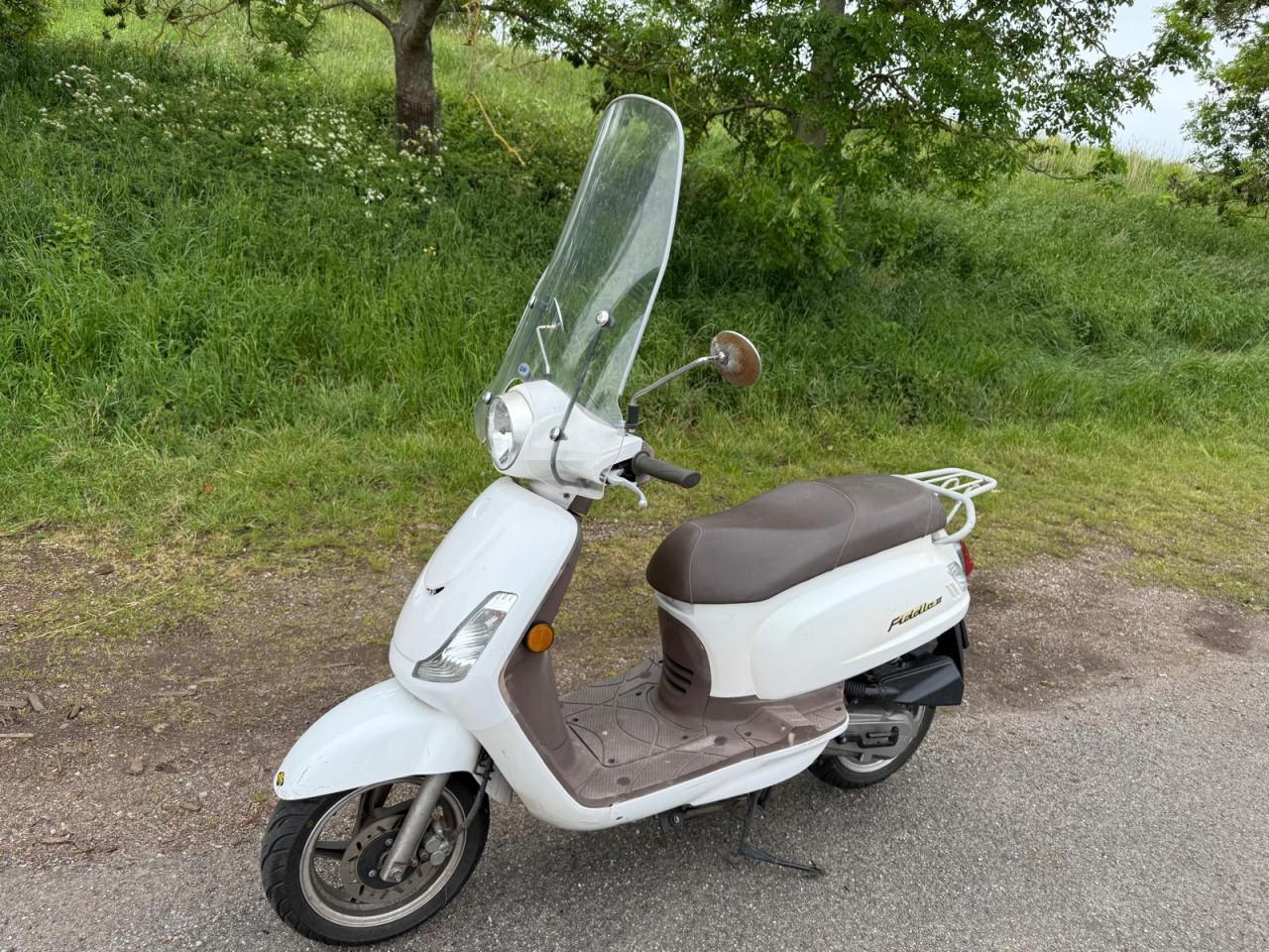 SYM Fiddle II snorscooter 25 km/u — nette staat — elektrische start
