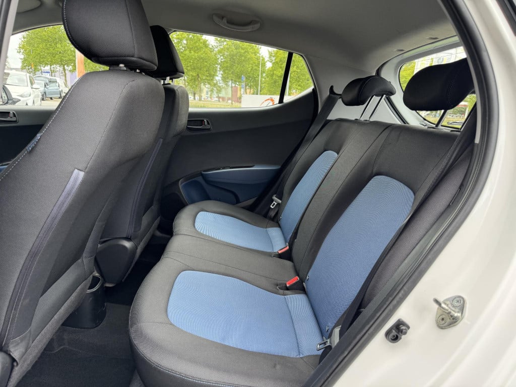 Hyundai I 10 1.0i i-motion comfort plus | climate control | radio-cd/mp3 sp