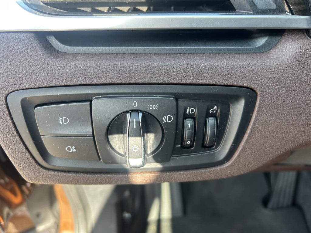 BMW X1 sdrive18i centennial high executive automaat