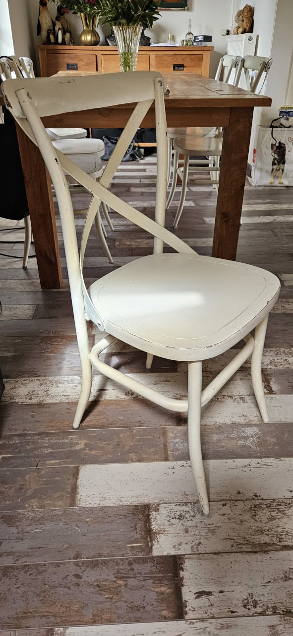 Mooie teakhouten tafel met 6 stoelen