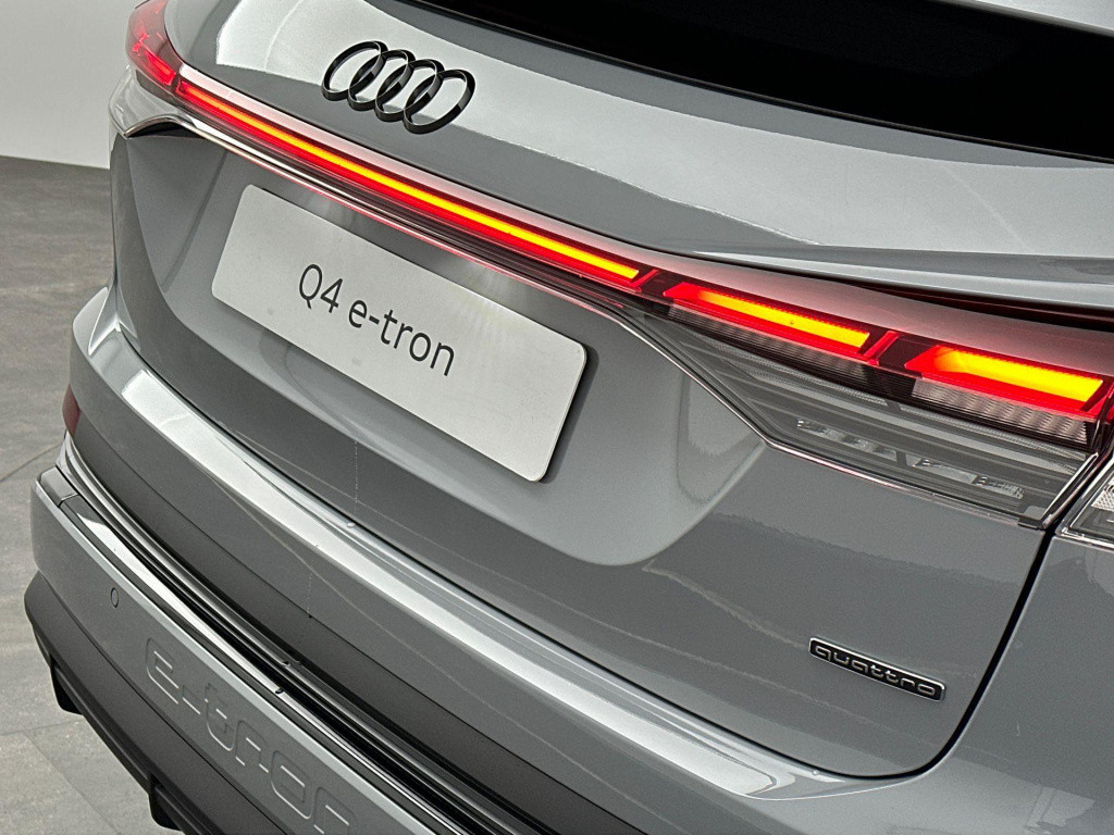 Audi Q4 E-tron sportback s edition e-tron 45 210kw/286pk 82kwh sportback el