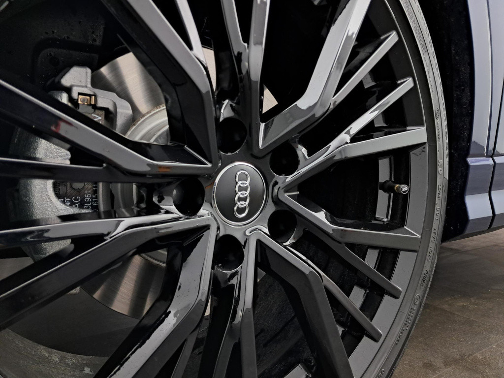 Audi Q3 s edition competition 35 tfsi 110 kw / 150 pk hatc
