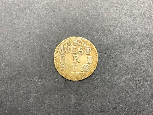 West-Friesland  , dubbele wapenstuiver 1772 , zilver.