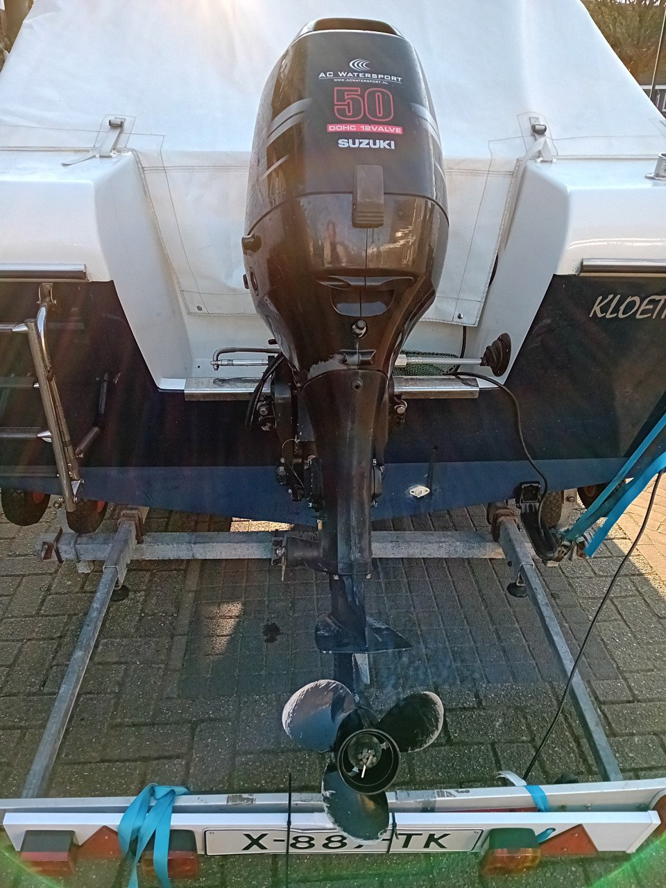 Motorboot Beekman 505 + 50pk Suzuki + zeilkap + trailer