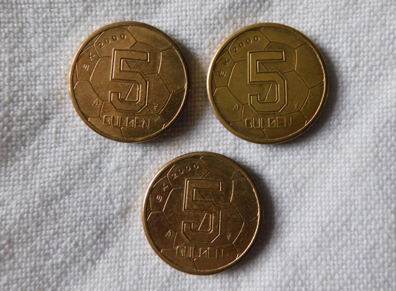 Herdenkings 5 gulden munten EK voetbal 2000