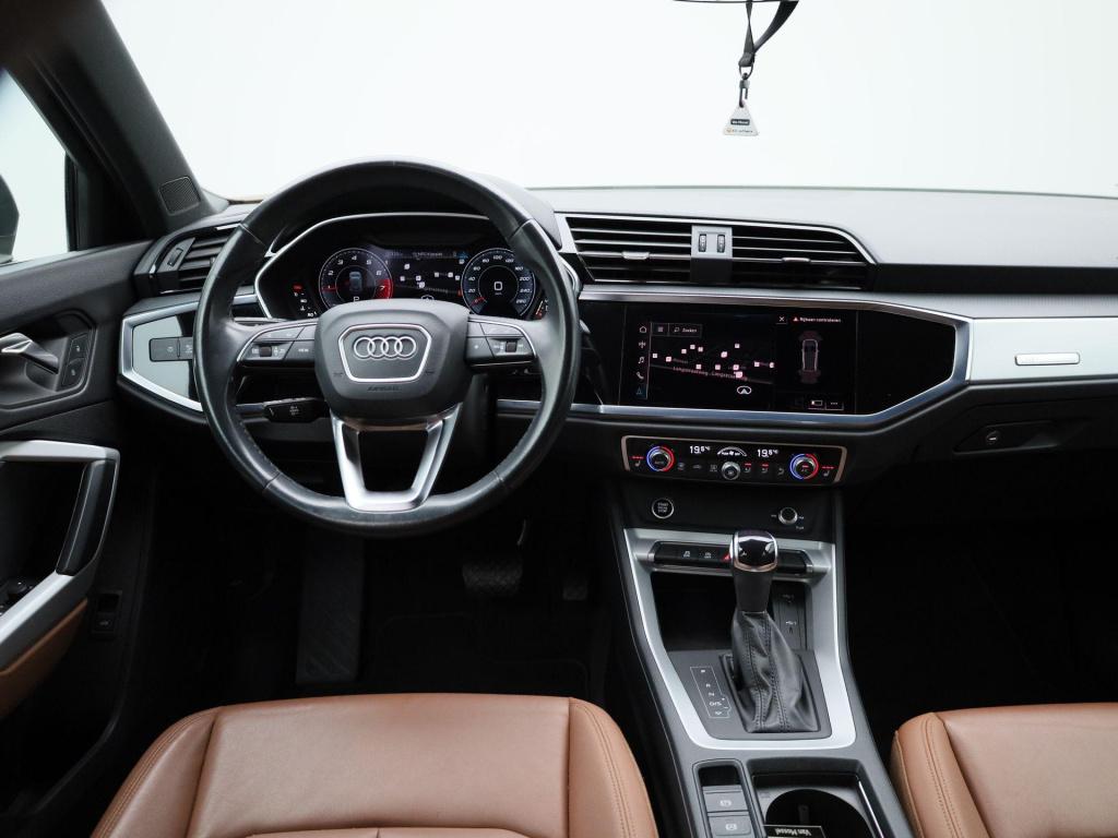 Audi Q3 35 tfsi pro line | automaat | leder | apple carplay / android auto 