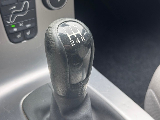 Volvo S40 1.8 edition ii | cruise control | extra getint glas achter | park
