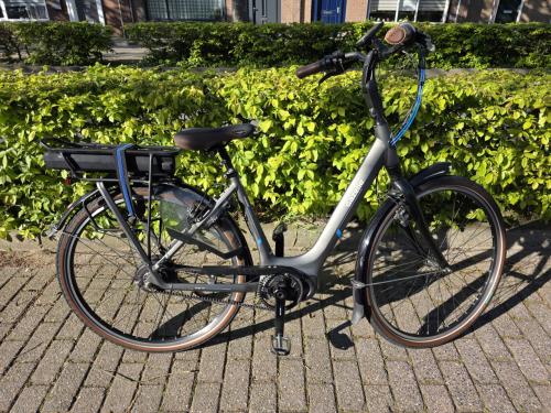 Schitterende Gazelle Orange C310 met Shimano middenmotor en 500wh accu