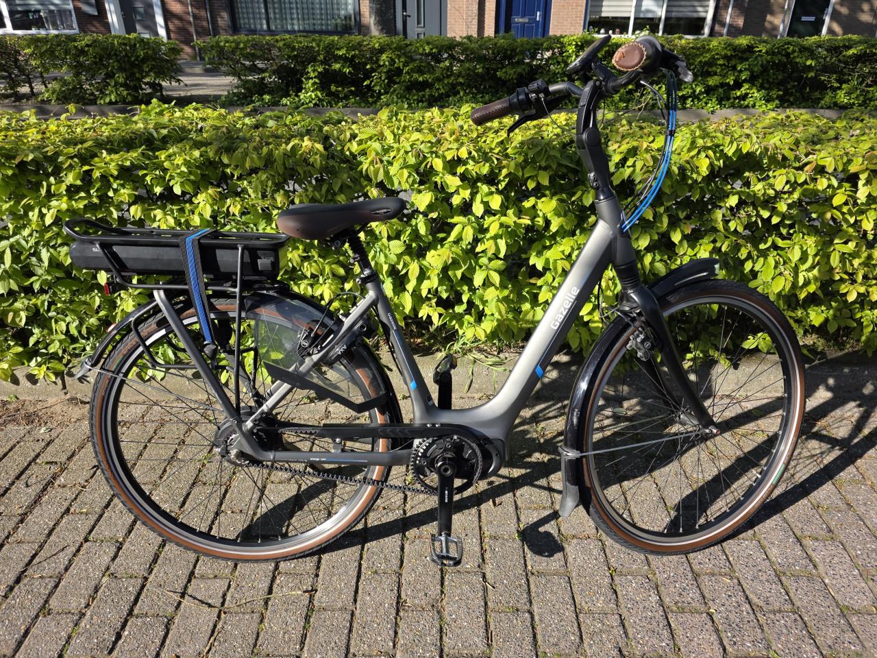 Schitterende Gazelle Orange C310 met Shimano middenmotor en 500wh accu