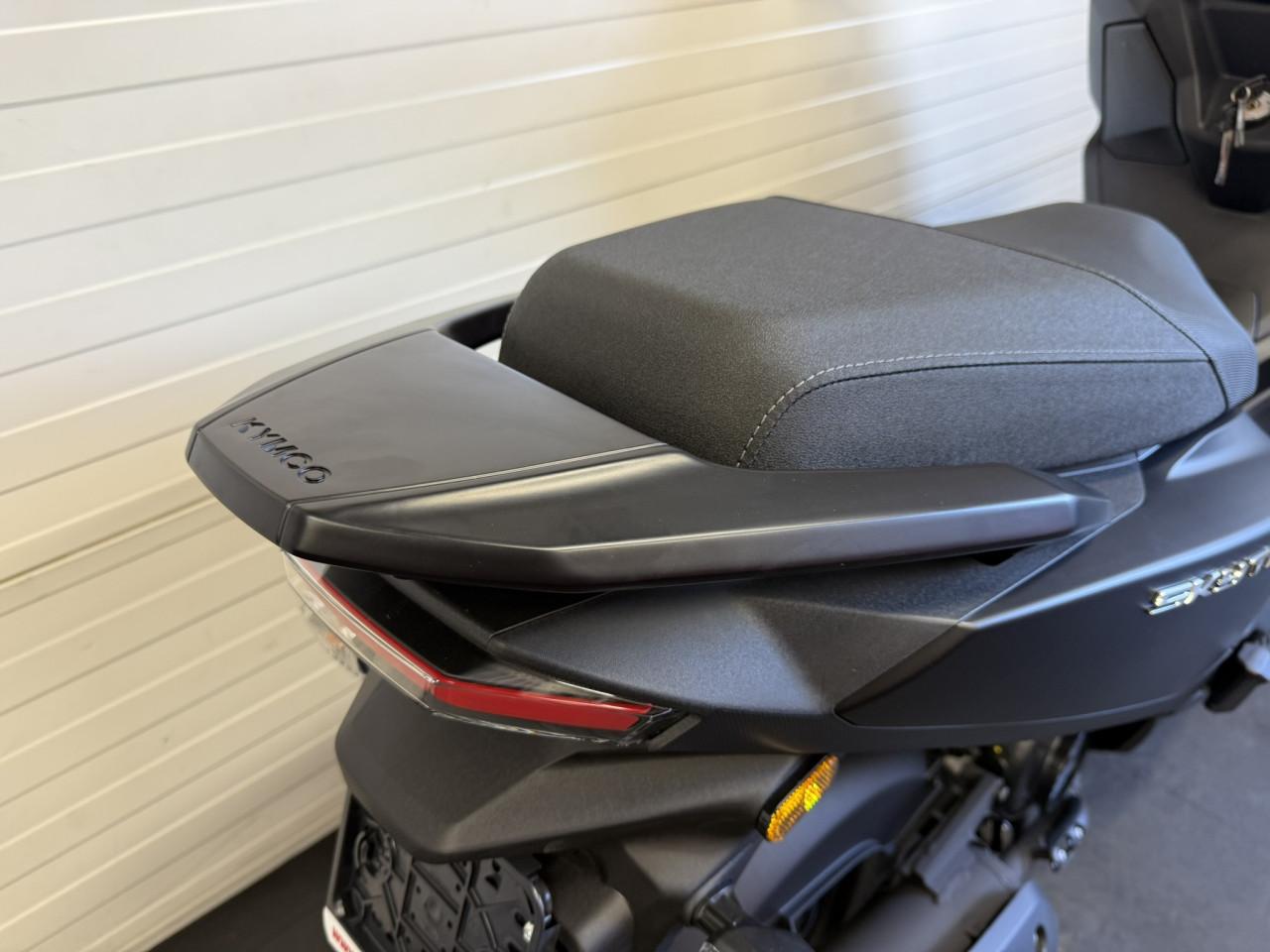 Kymco Skytown de A-merk woon/werk/tour scooter!