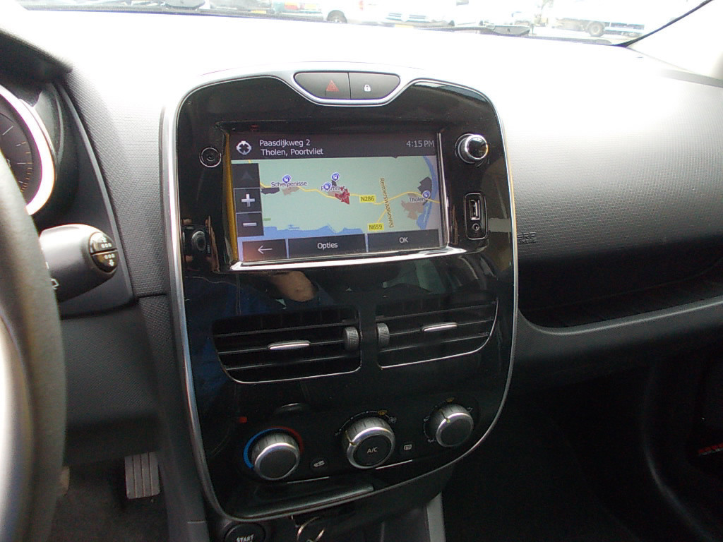 Renault Clio 0.9 tce estate, navigatie, cruise-contr. tr.h