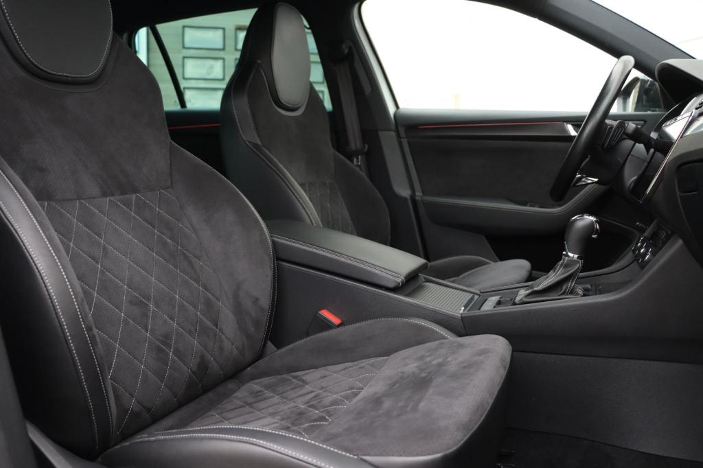 Skoda Superb combi 1.4 tsi iv sportline business 218pk dsg6