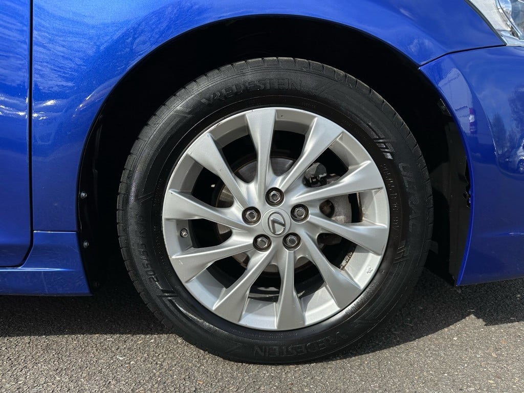 Lexus Ct 200h 25th edition