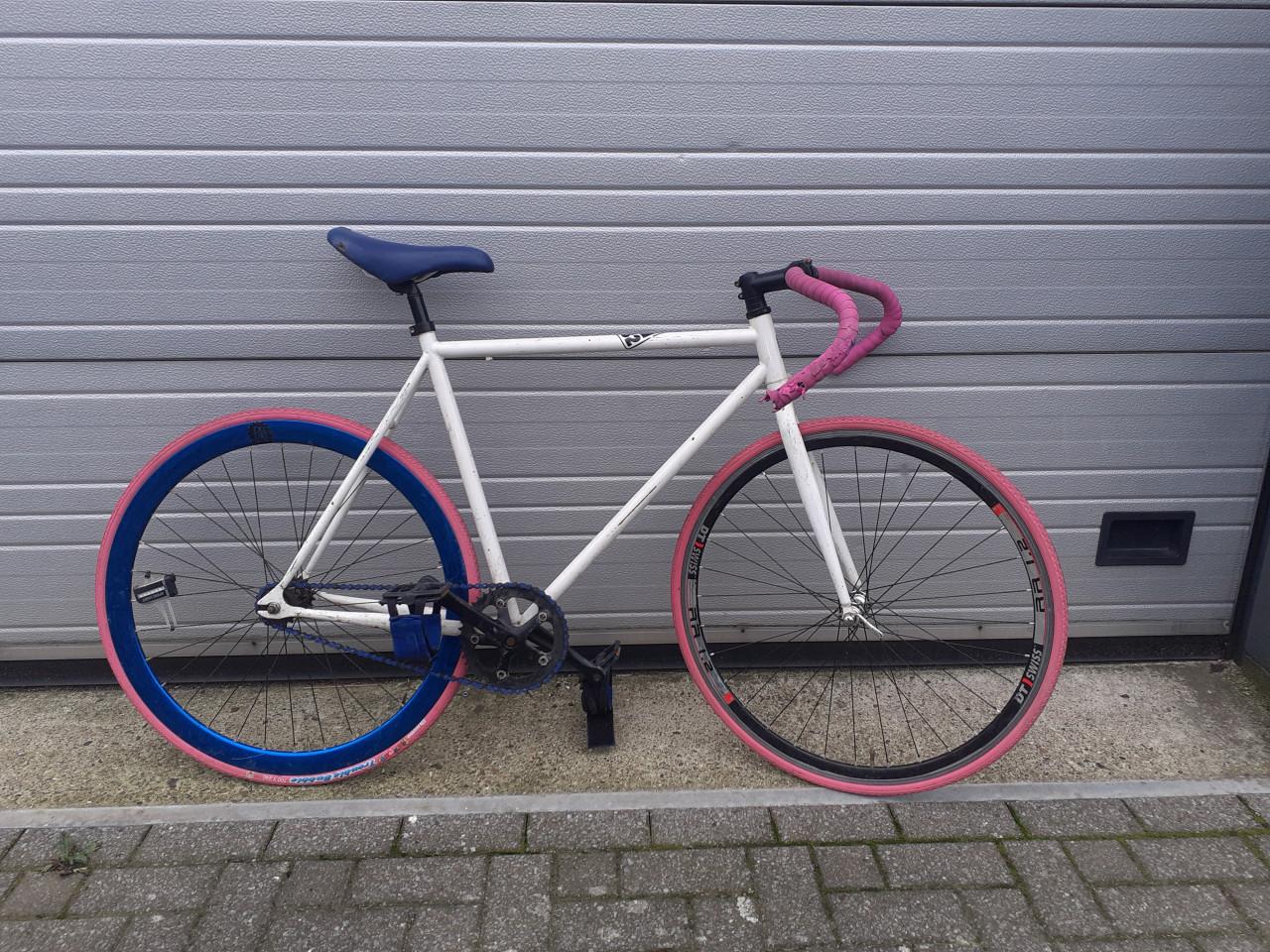 3x Racefiets EDDIE-MERKX Collectors-item.!! & GAZELLE -XXL & GIANT