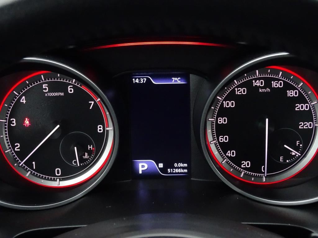 Suzuki Swift 1.0 stijl automaat | stoelverwarming | navi | bluetooth