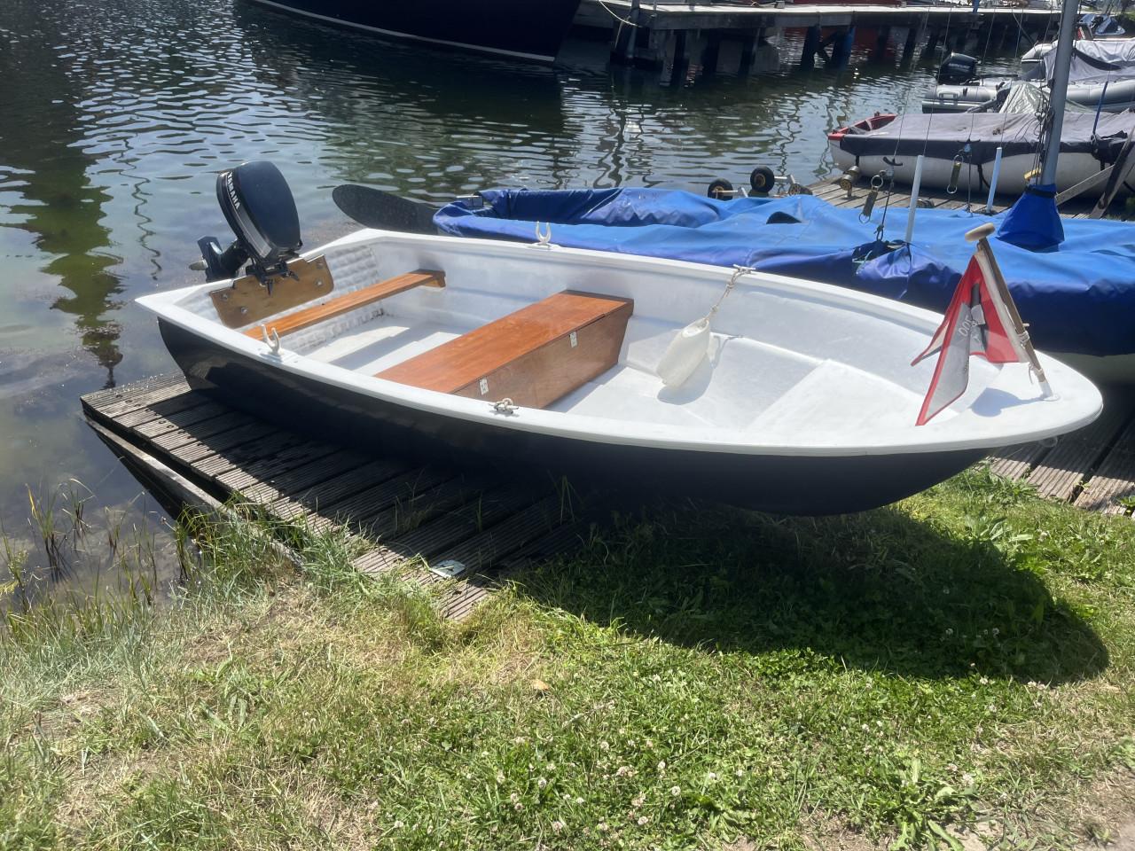 Polyesther bootje