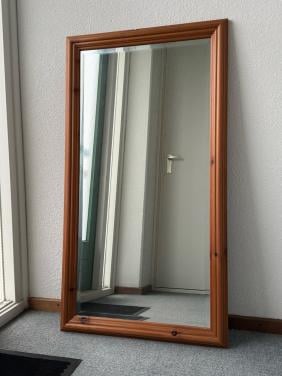 Vintage grenen spiegel met facet geslepen glas