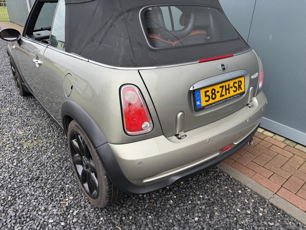 Mini Cooper Cabrio mini 1.6 115pk chili sidewalk