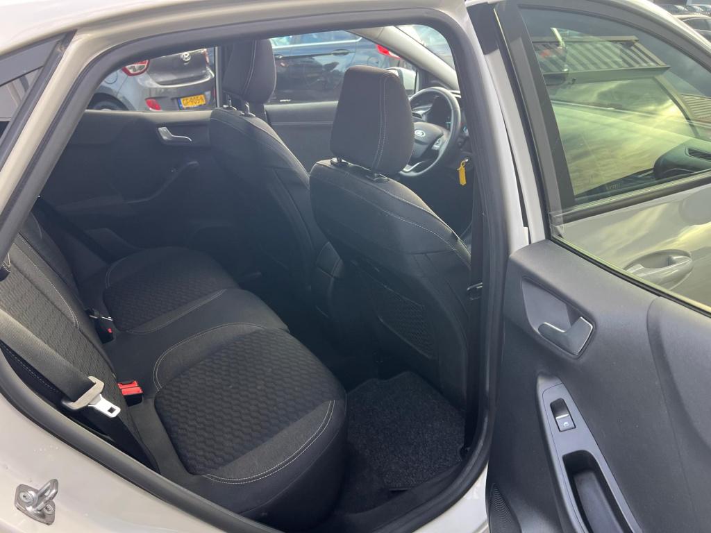 Ford Puma 125pk ecoboost automaat titanium, panodak