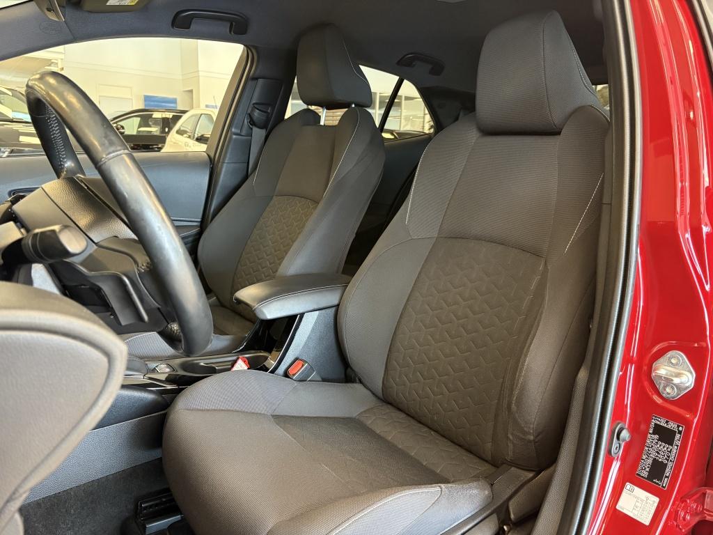 Toyota Corolla 2.0 180pk hybrid style limited | stuur+ stoel.verw | camera|