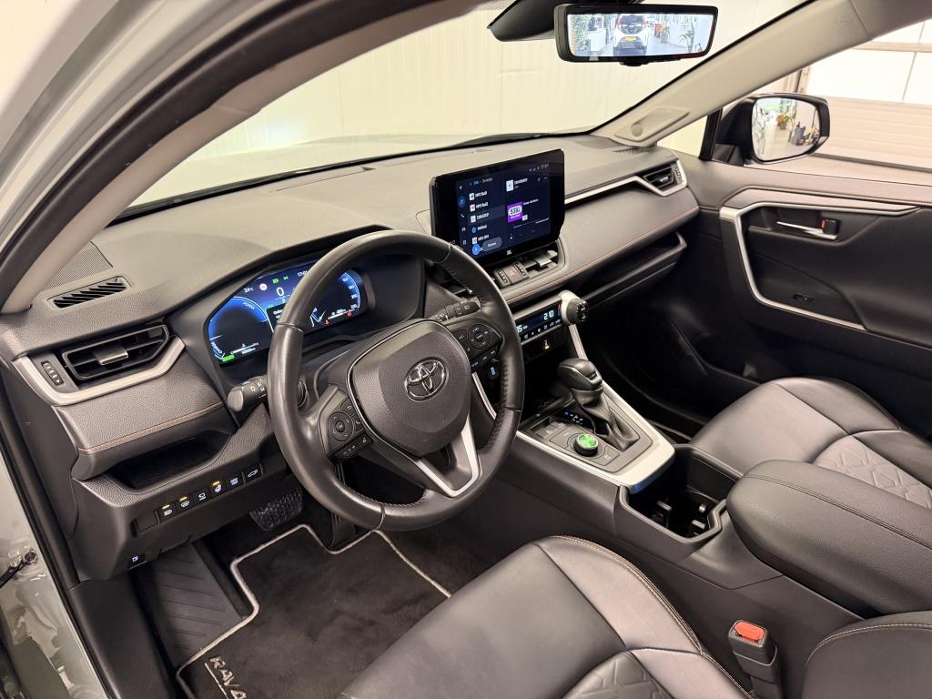 Toyota Rav4 2.5 hybrid awd adv. schuif-kanteldak - jbl - 360 - trekhaak