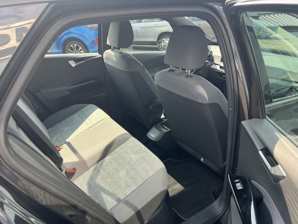Volkswagen Id.3 45kwh 150pk pure , stoel en stuurverwarming