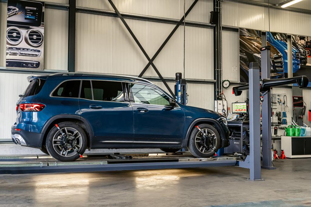 Mercedes-Benz C-Klasse estate 300 e business line limited i panorama dak i 