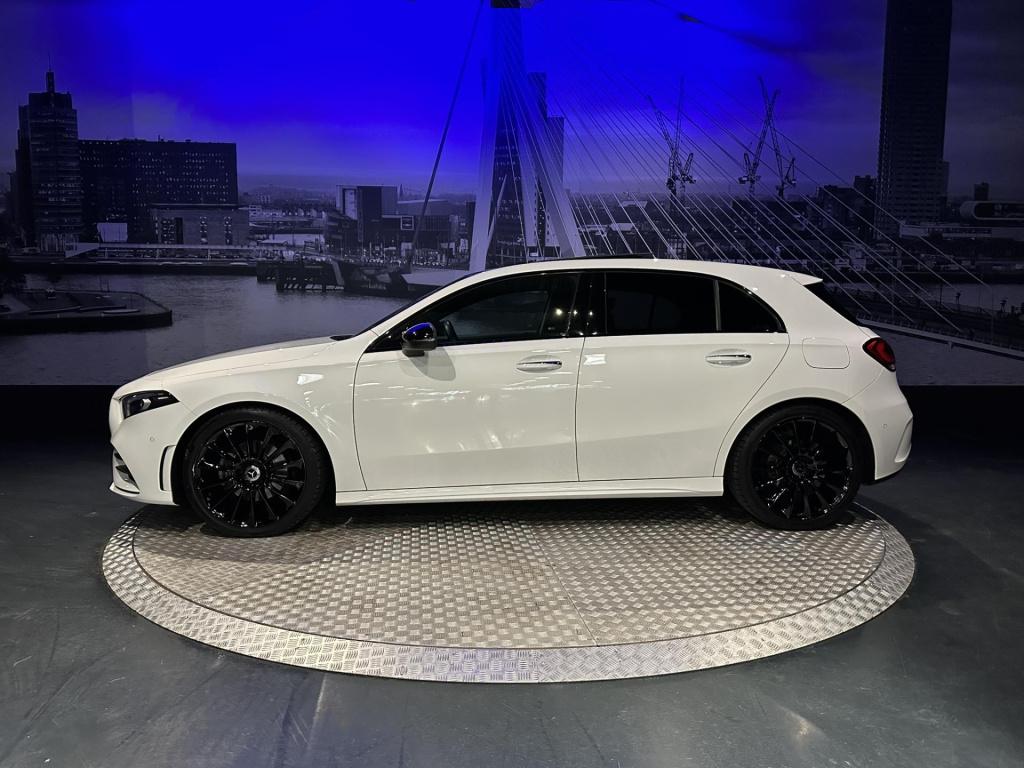 Mercedes-Benz A-Klasse 180 premium plus amg *pano*sfeer*camera*appconnect*