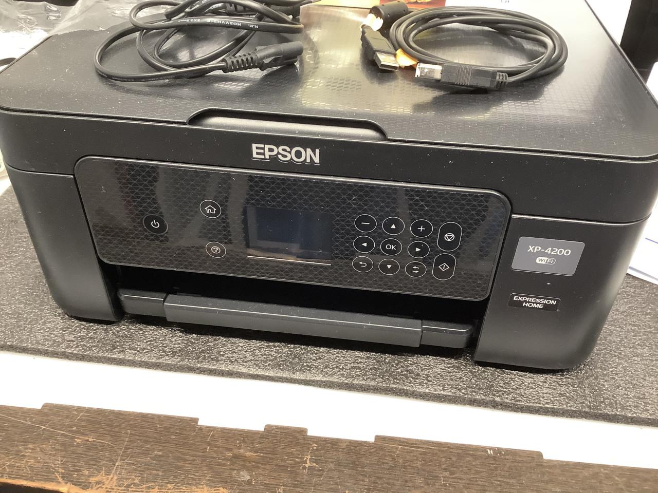 Printer Epson XP-4200 met nieuwe cartridge set.