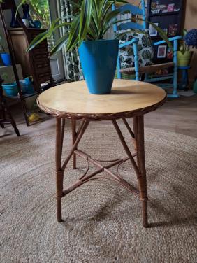 Vintage tafeltje