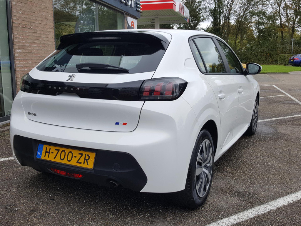 Peugeot 208 1.2 puretech 100pk active airco | cruise control navigatie via 