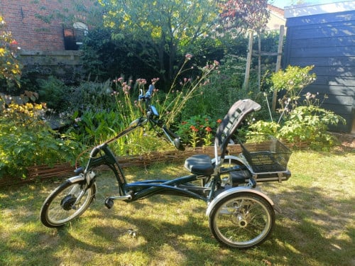 Net ingereden van raam fiets.